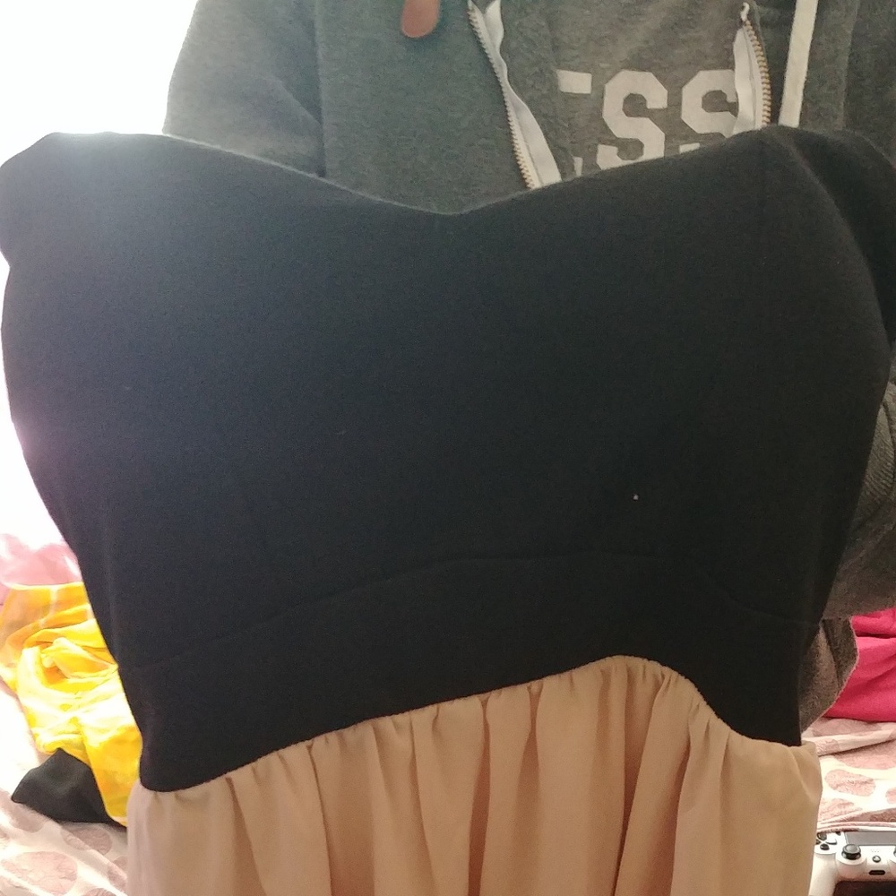 Profile dress Size M